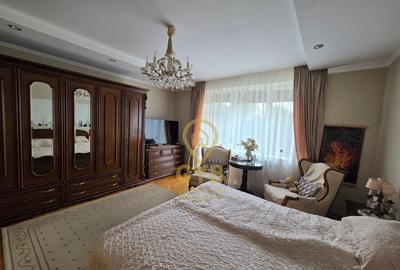 Duplex cu 4 camere cu Canalizare în Central - 8