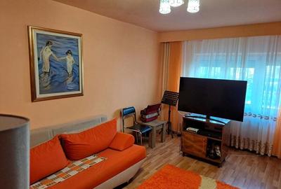 Vand apartament parter cu balcon extins - 2