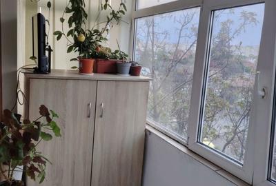 Apartament cu 2 camere decomandat în 1 Decembrie - 3