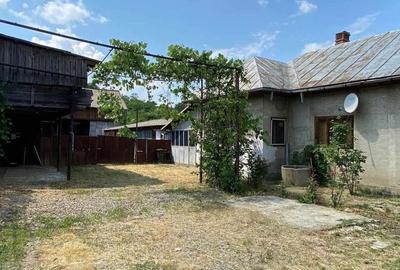Casă cu 3 camere în Popeni - 1