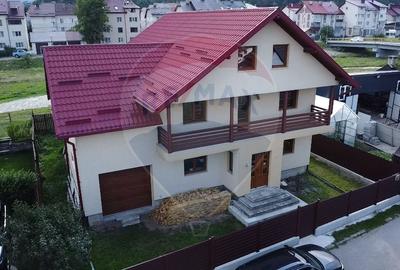 Casa / Vila cu 5 camere de vanzare in zona Central Gura Humorului - 9