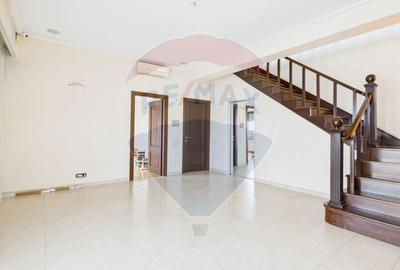 Apartament cu 5 camere decomandat în Ștefan cel Mare - 9
