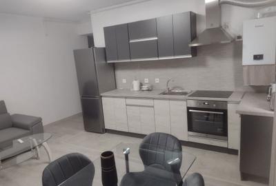 Apartament cu 2 camere decomandat în Central - 2