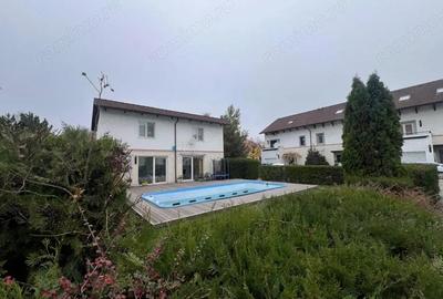 Casă cu 5 camere cu Teren 350 Mp în Nord