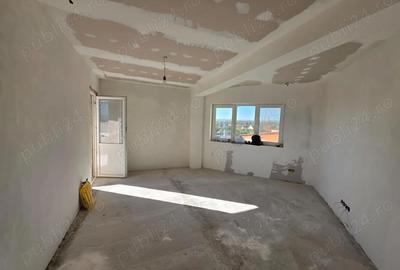 Apartament cu 4 camere decomandat în Central - 12