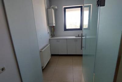 Bd. MAMAIA, spatiu BIROURI, 103 mp., compartimentat 4 birouri, oficiu - 4