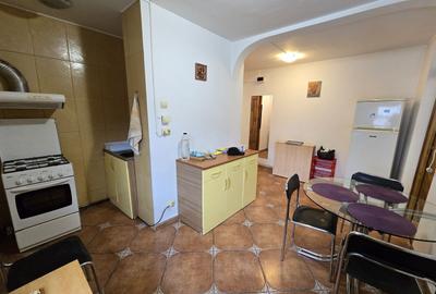 Apartament cu 2 camere semidecomandat, mobilat în Văcăresti - 8