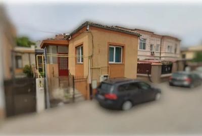 Casă individuală cu 4 camere cu Teren 40 Mp în P-ța Ovidiu - 2