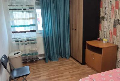 Apartament cu 2 camere semidecomandat în Fetești-Gară - 1