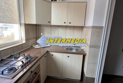 Apartament cu 3 camere decomandat, mobilat în Central - 10