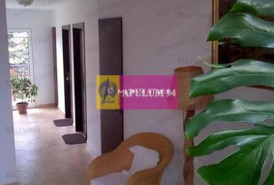 Spațiu comercial, de 876 mp, în Central - 2