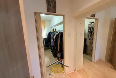 Casa P+1 cu garaj si 950 mp teren in Simnicul de jos - Comision 0% - 16