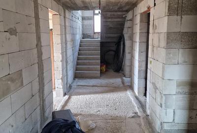 Casă cu Teren 16 Mp în Central - 4