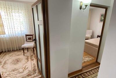 Apartament cu 3 camere decomandat în Central - 3