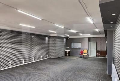 Spațiu comercial, de 100 mp, în Central - 6