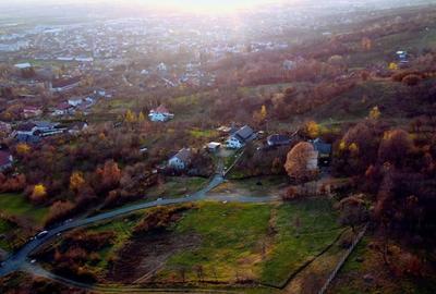 Teren intravilan – 30 ari – poziție excelentă, utilități complete, ideal pentru - 2