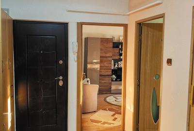 Apartament cu 2 camere decomandat în Central - 1