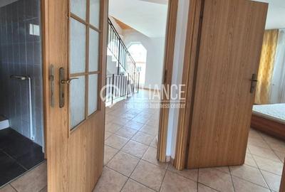 TECHIRGHIOL (COD 02)-  Vilă 10 camere ultracentrala - 10