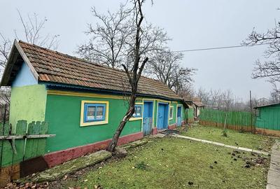 Casă cu 4 camere în Ulmu - 12