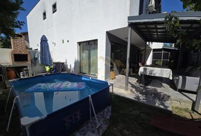 Vila la intrare in comuna Berceni , 4 camere - 4