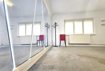 Spațiu comercial, de 62 mp, în Plopilor - 4