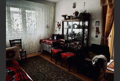 Apartament 2 camere decomandat | Etaj 2 | 41 mp | Comision 0% - 3