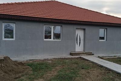 Casă cu 4 camere în Central - 4