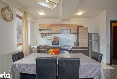 Apartament cu 3 camere, mobilat în Schei - 7