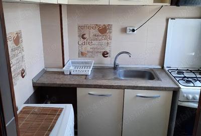 Garsonieră decomandată în Central - 4