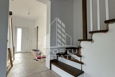 Casă cu 5 camere cu Teren 470 Mp în Ghiroda - 12