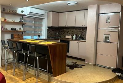 De inchiriat apartament cu 4 camere , Mall Vitan sector3 - 4