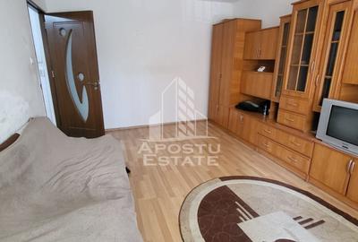 Garsonieră decomandată, mobilată în Complex Studențesc