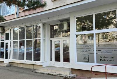 Spațiu comercial, de 65 mp, în Micro 15 - 5