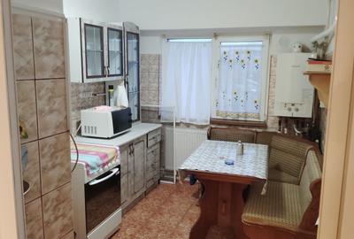 Apartament cu 2 camere decomandat în Central - 3