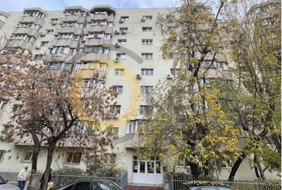 Apartament cu 3 camere decomandat, mobilat în Timpuri Noi