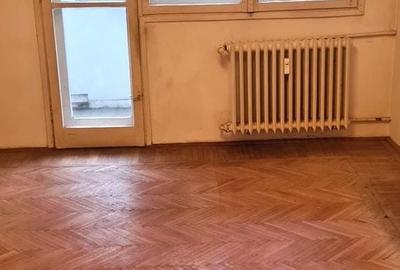 Apartament cu 3 camere semidecomandat în Titan - 4