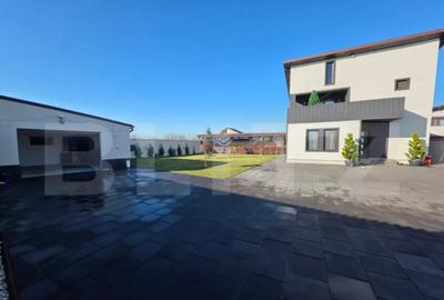 Casă cu 5 camere cu Teren 797 Mp în Central - 16