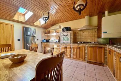 Casa Multifunctionala - Pensiune, Evenimente, Piscina si Crama - 6