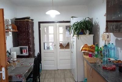 Casa cu 5.000 mp teren la E 60, zona Osorhei - 13