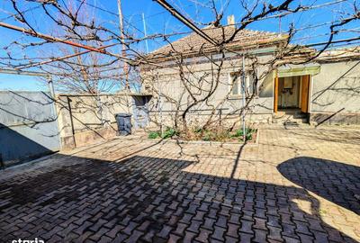 Teren de 932 mp, în Iosia