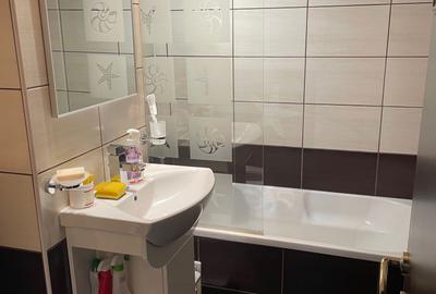 Apartament cu 3 camere decomandat în Berceni - 5