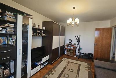 Berceni-Al.Obreagia, apartament 3 camere decomandat, mobilat, loc parcare - 2