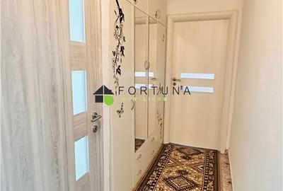 Apartament cu 3 camere decomandat în Central - 2