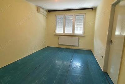 Apartament cu 3 camere decomandat în Țiglina 2 - 4