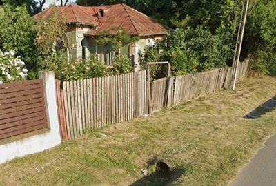 Casă cu Teren 2240 Mp în Drăgănești