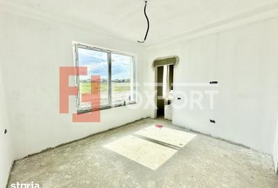 Casă cu 3 camere cu Teren 270 Mp în Remetea Mare