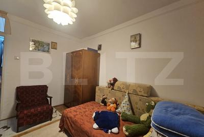 Apartament cu 3 camere decomandat, mobilat în Nicolina - 2