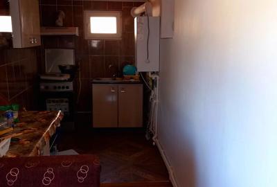 Casă cu 4 camere în Moșteni - 5