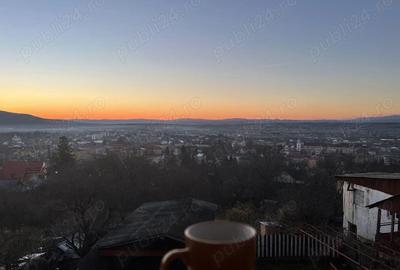 Se vinde vila spa?ioasa in Tg. Neam?, zona Pometea Demisol, Parter, Etaj ?i Mansarda, sub padure! - 2