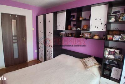 Apartament cu 4 camere decomandat în Octavian Goga - 16